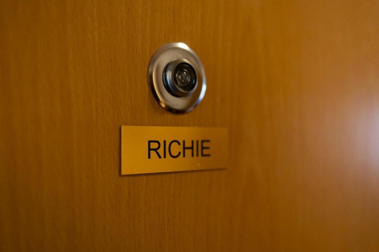 Richie Apartment near Aquapark Prag Exterior foto